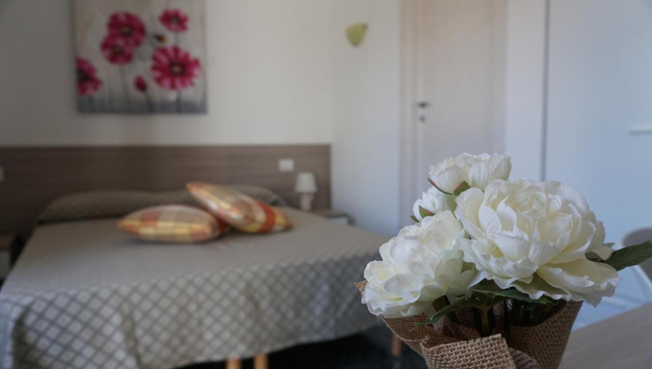 B&B Da Nicoletta San Pantaleo Dış mekan fotoğraf