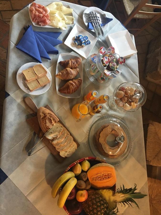 B&B Da Nicoletta San Pantaleo Dış mekan fotoğraf